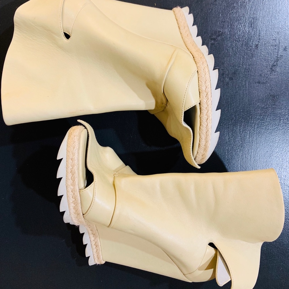 ❤️ CAMILA SKOVGAARD Wedge leather sandals 37 / 6.5